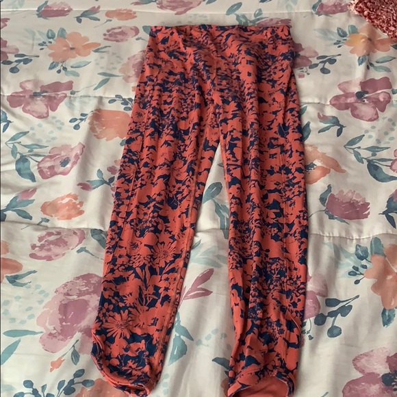 7/8 lululemon leggings - Picture 1 of 4